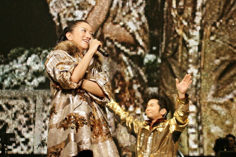 ツアー初日となったさいたま公演の模様は、来年2月にWOWOWにて放送予定。