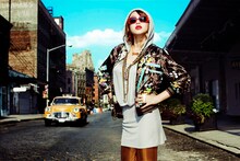 フィメールラッパーの大本命COMA-CHIがついにメジャーデビュー。