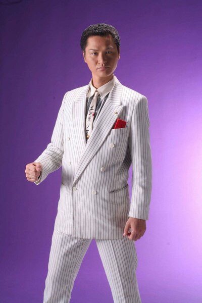 こちらがオリジナル。「六本木～GIROPPON～」リリース時の鼠先輩のアーティスト写真。