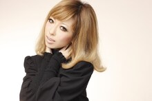 サンプリングベストアルバム「BEST DESTINY」が大ヒット中の加藤ミリヤ。