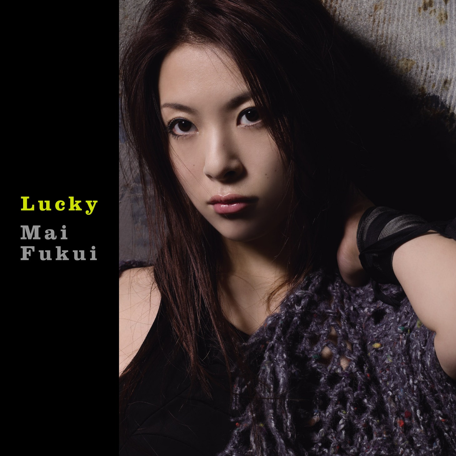 2ndシングル「Lucky」ジャケット写真