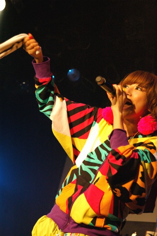 タオルをまわすmihimaru GTのhiroko。