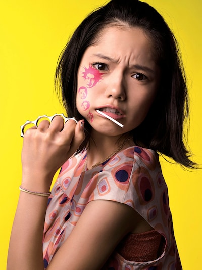 個性的なバンドが多数集まるBLITZのステージに、主演の栗田かんな役を演じる宮崎あおいも登場。彼女は多忙なスケジュールにもかかわらず「宮藤作品であるなら…」と映画への出演を決めたという。