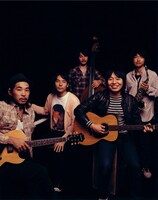 昨年は曽我部恵一BANDとして出演した曽我部だが、今回はランデヴーバンドで登場。