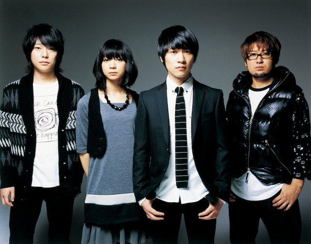 1月10日にはTOKYO FM系「DHC COUNTDOWN JAPAN」、bayfm「NEC POWER COUNTDOWN HOT 30」に出演。両番組とも公開生放送。