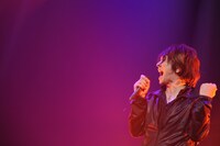 日本武道館の客席には、THE YELLOW MONKEYのベーシスト廣瀬洋一の姿も。