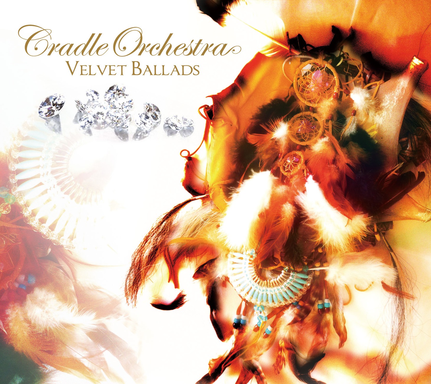写真は1stアルバム「Velvet Ballads」のジャケット。