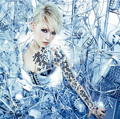 アートワークではサイバーパンク風のビジュアルにチャレンジ。