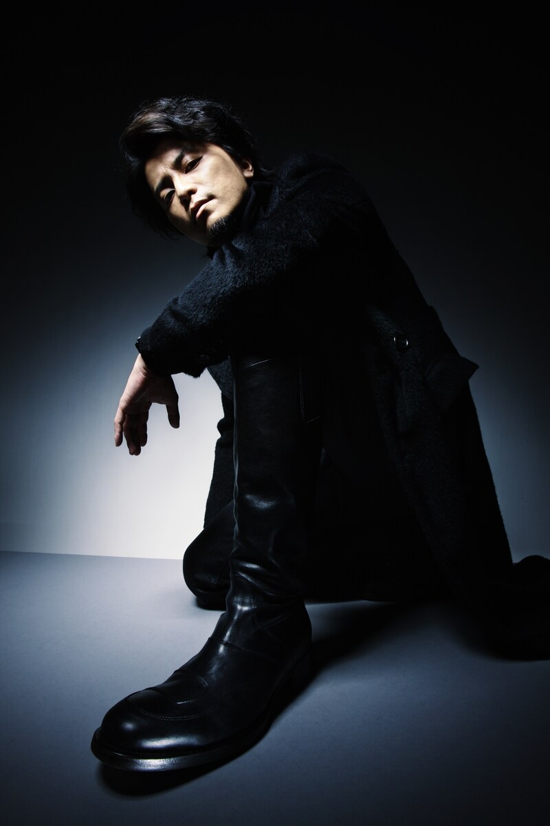 現在3カ月連続で新曲を配信中のKREVAが「くるしゅ～ナイト★フィーバー」に登場。