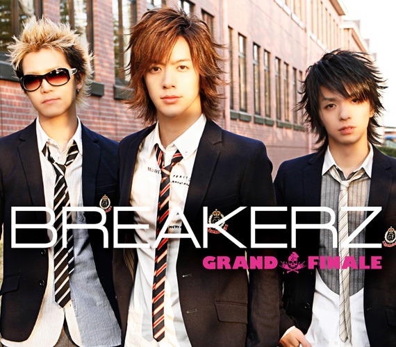 「GRAND FINALE」通常盤ジャケット
