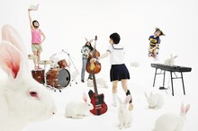 ミドリとウサギ。