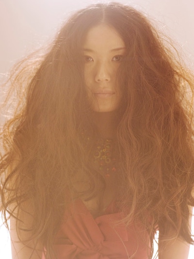 6月19日にデビュー10周年記念ライブ「Leyona 10th Anniversary『MUSIC IS MAGIC』」をSHIBUYA-AXで開催したLeyona。ナタリーでは後日この日のライブレポートを掲載予定なのでお楽しみに。