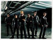 KISSESが待ちに待った活動再開がついに発表。ピリオドの向こうを目指すべく、頑張ってチケットを手に入れよう。