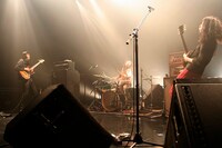 ゆらゆら帝国が主題歌・挿入歌を手がけた映画「愛のむきだし」は1月31日より公開。