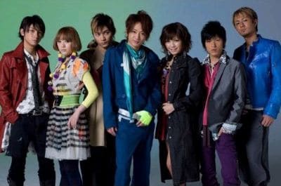AAAは4月末まで続く全国ツアー「AAA TOUR 2009 -A depArture pArty-」の真っ只中。4月28日・29日の渋谷C.C.Lemonホールでファイナルを迎える。