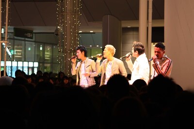 本作に対し、メンバーは「恋をしている人はもちろん、最近恋をしていない人にも是非聴いてほしい。きっと恋をしたくなるアルバム」とコメント。