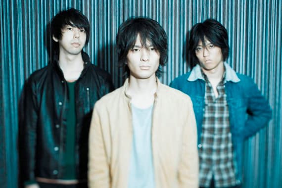 アルバム発売後は、同じくセルフタイトルが付けられた全国ツアー「TOUR2009 "UNISON SQUARE GARDEN"」が行われる。