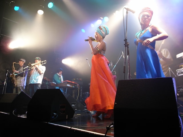 BAGDAD CAFE THE trench town（写真は1月19日に東京・代官山UNITで開催されたGetting Betterコンベンションライブの模様）。