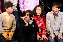 ヤンキーだらけのクラスに入れられてしまった文化部、といった趣のSAKEROCK。
