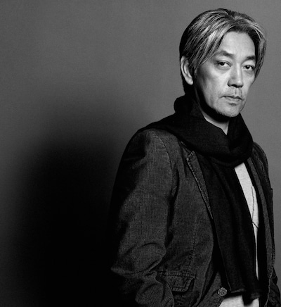 4年ぶりの日本ツアー「Ryuichi Sakamoto Playing The Piano 2009」開催中の教授。現在、4月28日・東京オペラシティおよび4月29日・昭和女子大学人見記念講堂で行われる追加公演の公開リハーサル参加者の応募を受け付けている。詳細はオフィシャルサイトで確認を。