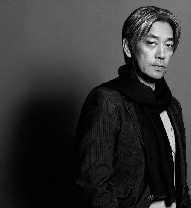 4年ぶりの日本ツアー「Ryuichi Sakamoto Playing The Piano 2009」開催中の教授。現在、4月28日・東京オペラシティおよび4月29日・昭和女子大学人見記念講堂で行われる追加公演の公開リハーサル参加者の応募を受け付けている。詳細はオフィシャルサイトで確認を。