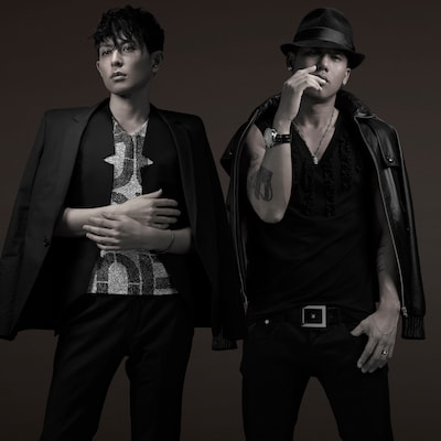 前回の登板ではベースボールドッグ・ミッキー君との競演で球場を沸かせた堂珍（写真左）。今回もカープファンを唸らせるピッチングを期待したい。