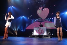 Lil'Bのアルバム「今、キミへ…」はオリコンデイリーチャート初登場1位を獲得。