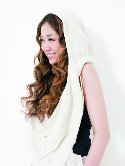 今後の目標について聞かれると「疲れたときに聴きたい人ナンバー1になりたい」と宣言したJUJU。チャーミングなキャラクターがにじみ出る発言にも注目だ。