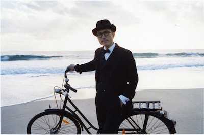 当日のスクリーンビジュアルはpupa、HASYMOなどのライブを手がける伊瀬聖子が担当。アーティストたちによるパフォーマンスとともに注目しておこう。