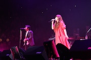 絢香と根本要(STARDUST REVUE)