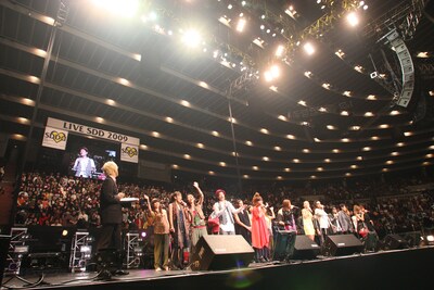 会場に集まった1万1000人の観客はチケット代の代わりに2000円を募金。募金はすべて財団法人交通遺児育成基金、および同基金に設立されたSDD基金に寄付される。