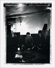 鴉がナタリー初登場!激情サウンドのルーツを語る