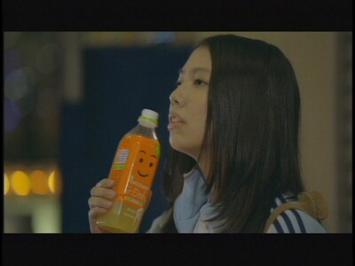 セミドキュメンタリーのような内容となった「なっちゃん」新CM。星羅の名前と歌声、そしてがんばる姿が全国のお茶の間に届けられる。