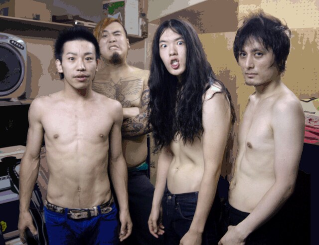 活動休止からメンバーチェンジを経てよみがえった札幌出身バンド、The Homesicks。年間約130本のライブを開催し、東京でも2度のワンマンライブを成功させている。