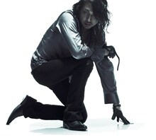 Kenは1stソロアルバム「IN PHYSICAL」を4月22日にリリース（写真は右クリック禁止です）。