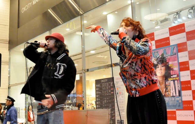 AIがメガホンを取る映画は、オムニバス形式の短編でダンスムービーとなる予定。撮影はロサンゼルスで行うとのことだ。