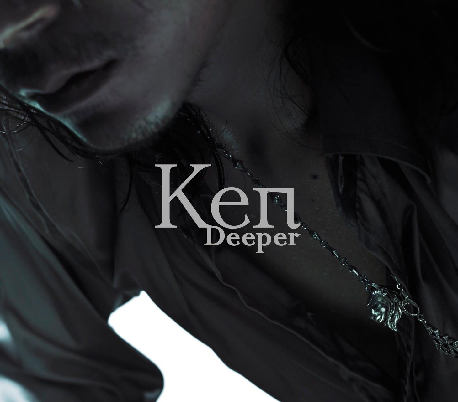 シングル「Deeper」通常盤ジャケット（写真は右クリック禁止です）