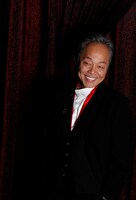 還暦を過ぎてなおギラギラしたオーラを放つ、谷村新司のグッドスマイル。