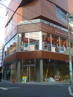 下北沢GARDENオープン時の外観。