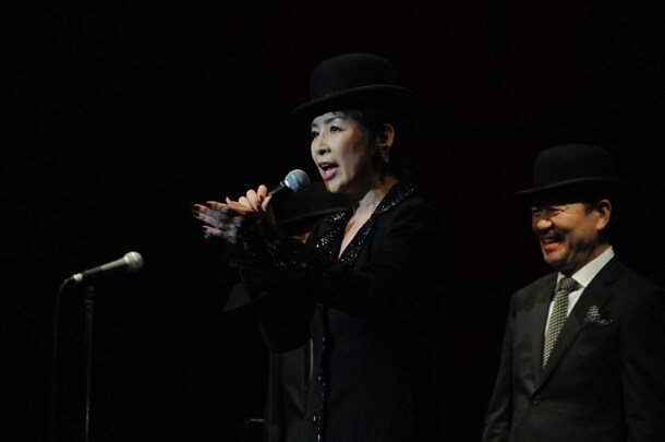 当時と変わらぬ歌声で老若男女を魅了したピンキー（photo：堀清英）。