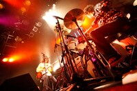 LOW IQ & THE BEAT BREAKER