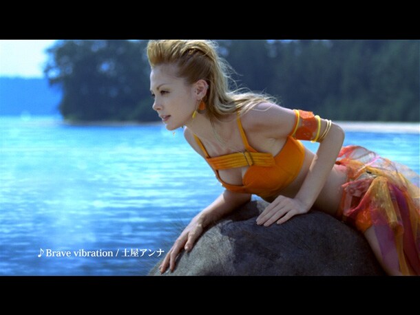 もともと動物と友達になるのが上手なアンナ。今回のパートナー・象とも