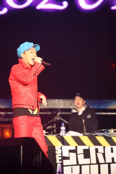 3月22日に名古屋で行われた全国ツアー「SEAMO SCRAP & BUILD TOUR」のファイナル公演で、「TOKAI SUMMIT」の開催を宣言したSEAMO。