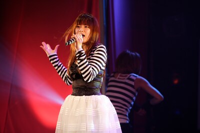 絶好調のAira Mitsuki、次のキーワードは「エレクトロ・バービードール」。またしてもテクノポップ界に新たな風を巻き起こしてくれそうだ（写真は3月19日にLIQUIDROOM ebisuで行われた無料招待制ライブ「mixi×Aira Mitsuki スペシャルLiVE」の模様）。