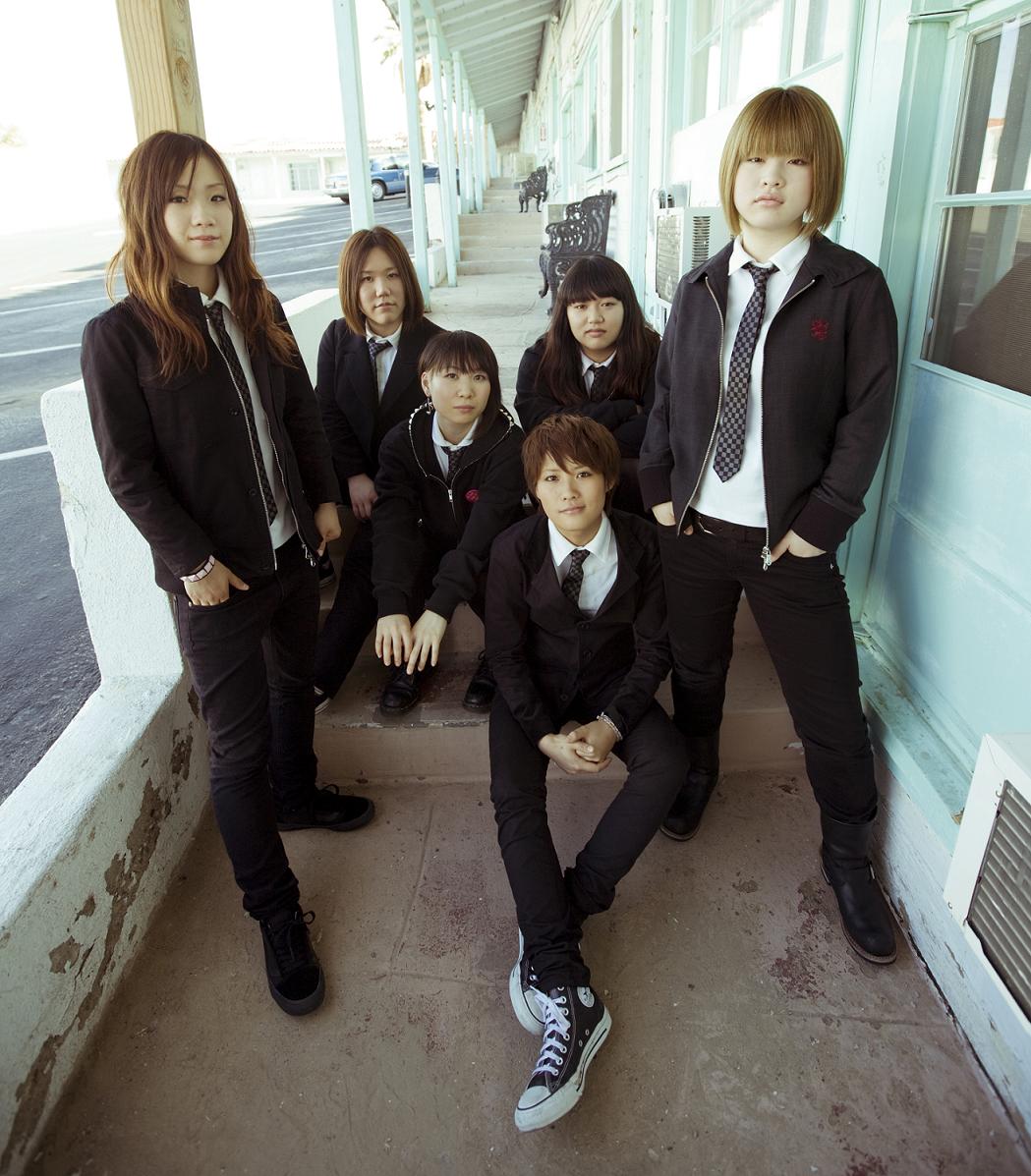 ナタリーPower Pushのコーナーでは4月15日に最新ミニアルバム「What a Wonderful World! vol.2」をリリースするオレスカバンドのスペシャルインタビューを公開中。