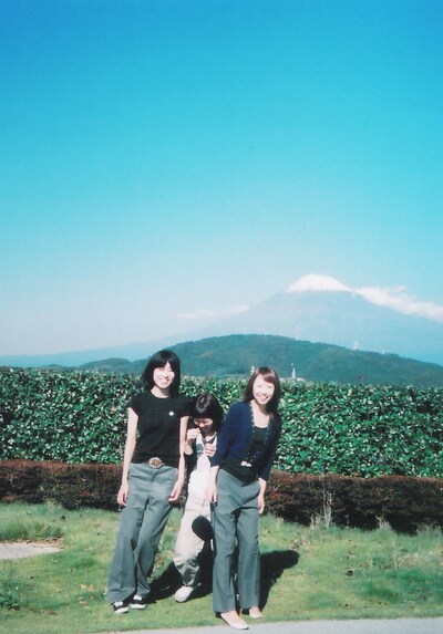 にせんねんもんだいは5月5日にニューアルバム「FAN」をリリース。このアルバムには35分の大作が1曲のみ収録される。