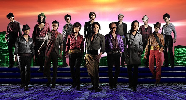 14人組時代のエイプリルズ（APRILS）。