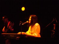 不思議な魅力をもった女性アーティストUnico。