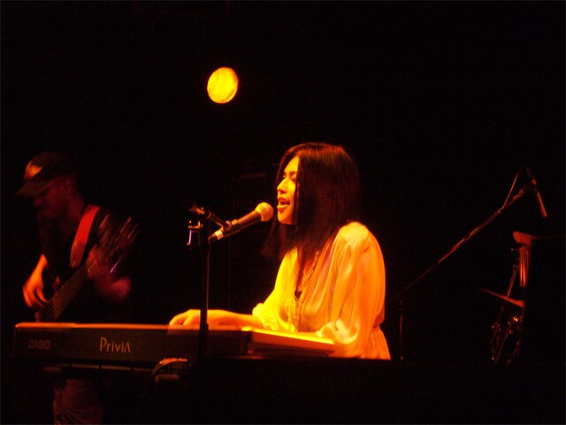 不思議な魅力をもった女性アーティストUnico。