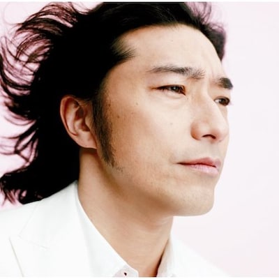 トータス松本は現在サントリー「ペプシネックス」のCMに出演中。ソウルフルな声で、「ペプシネックス」をアピールしている（写真は4月1日にリリースされた2ndソロシングル「僕がついてる」ジャケット）。